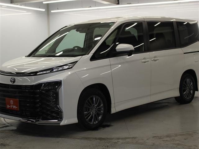 TOYOTA VOXY 2023 Image 31
