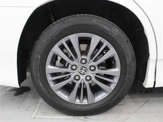 TOYOTA VOXY 2023 Image 31