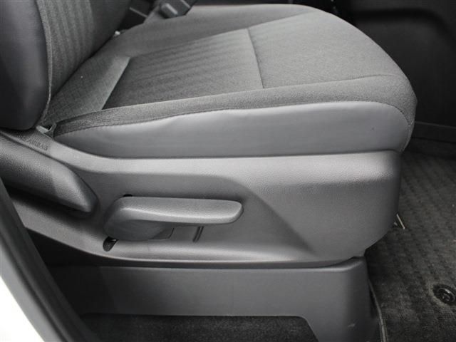 TOYOTA VOXY 2023 Image 31