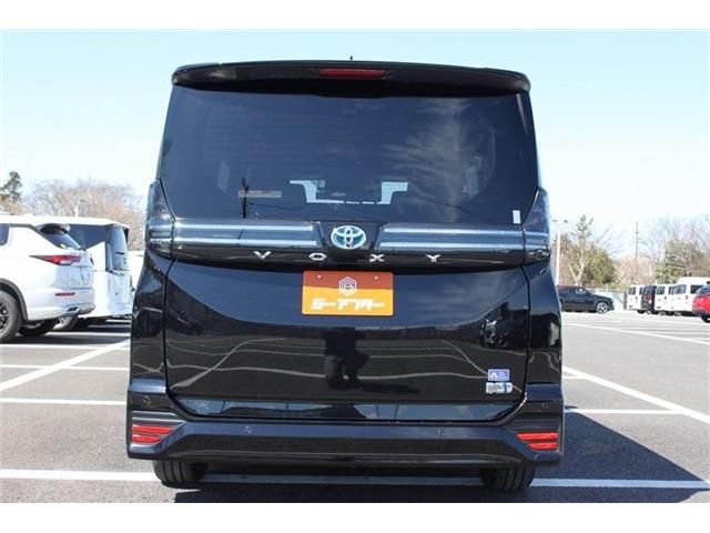 TOYOTA VOXY HYBRID 2025 Image 31