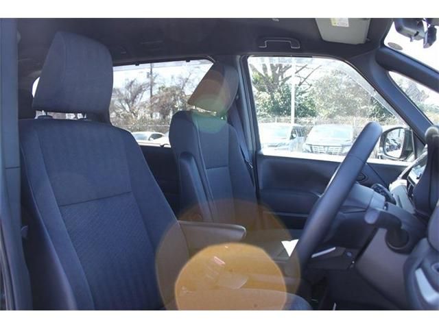 TOYOTA VOXY HYBRID 2025 Image 31