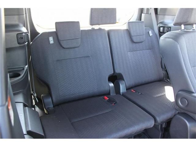 TOYOTA VOXY HYBRID 2025 Image 31