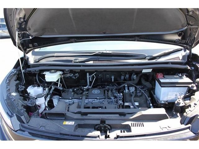 TOYOTA VOXY HYBRID 2025 Image 31