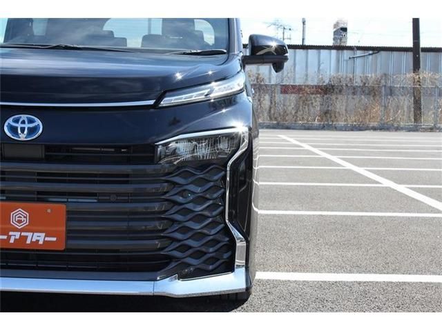 TOYOTA VOXY HYBRID 2025 Image 31