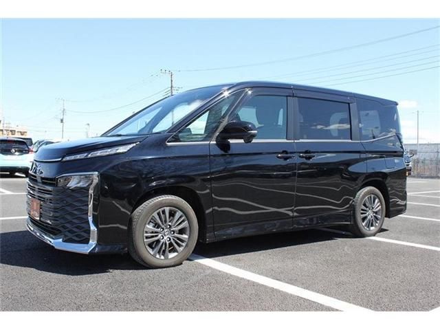 TOYOTA VOXY HYBRID 2025 Image 31