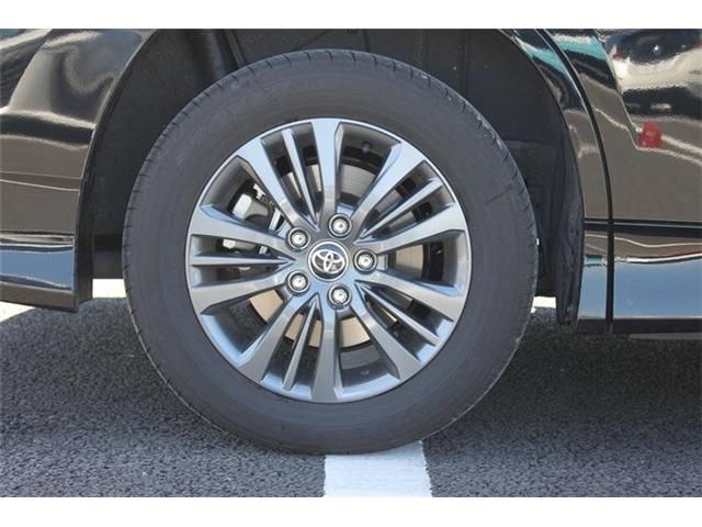 TOYOTA VOXY HYBRID 2025 Image 31