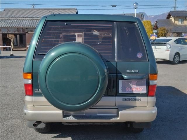 ISUZU BIGHORN WAGON 1995 Image 31