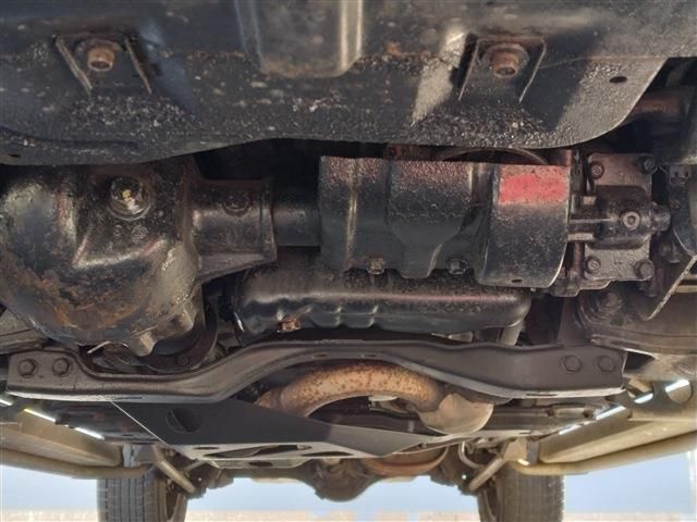 ISUZU BIGHORN WAGON 1995 Image 31