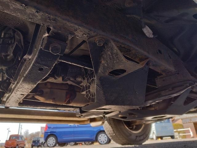 ISUZU BIGHORN WAGON 1995 Image 31