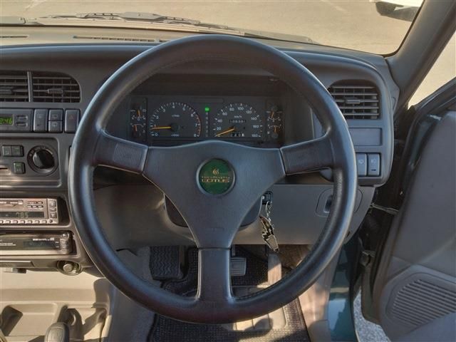 ISUZU BIGHORN WAGON 1995 Image 31