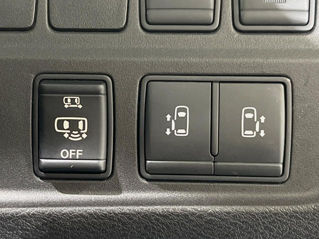 NISSAN SERENA  S-HYBRID 2017 Image 31