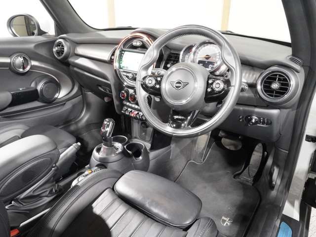 BMW MINI COOPER S OPEN 2020 Image 31