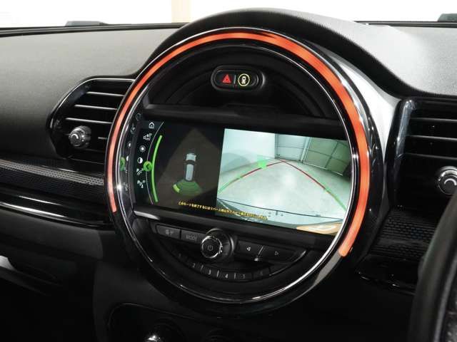 BMW MINI CLUBMAN 2018 Image 31