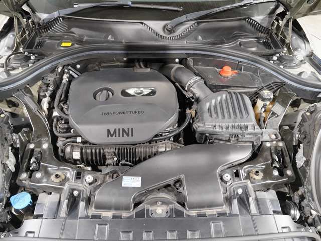 BMW MINI CLUBMAN 2018 Image 31