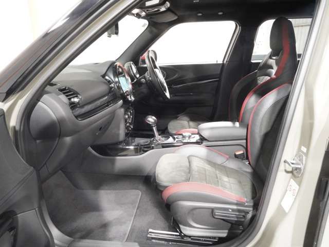 BMW MINI CLUBMAN 2018 Image 31