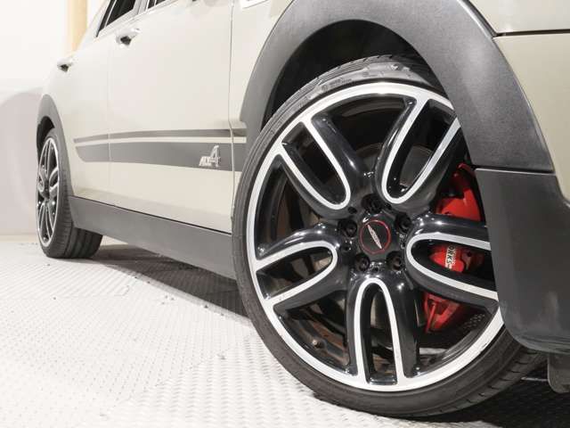 BMW MINI CLUBMAN 2018 Image 31