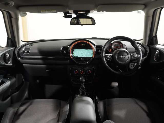 BMW MINI COOPER D CL 2017 Image 31