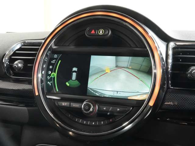 BMW MINI COOPER D CL 2017 Image 31