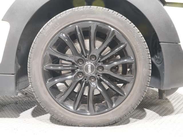 BMW MINI COOPER D CL 2017 Image 31