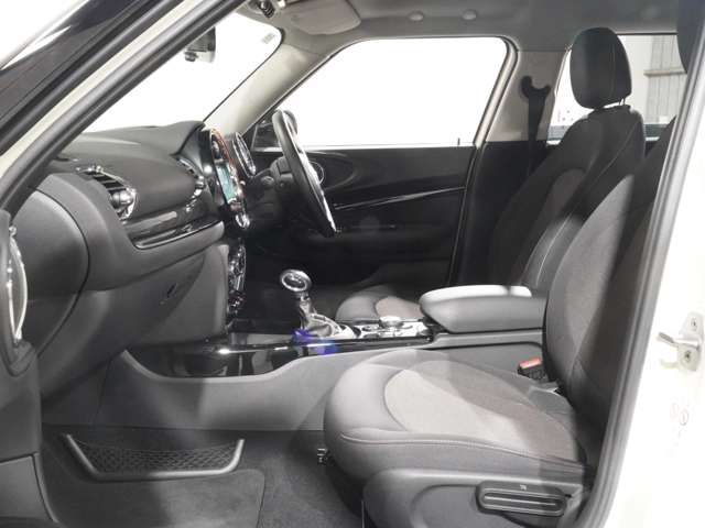 BMW MINI COOPER D CL 2017 Image 31