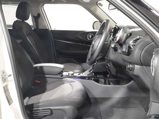 BMW MINI COOPER D CL 2017 Image 31