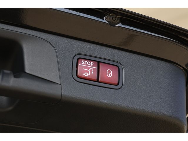 MERCEDES BENZ GLC CL 2020 Image 31