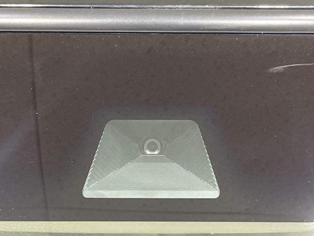 HONDA N BOX 2018 Image 31