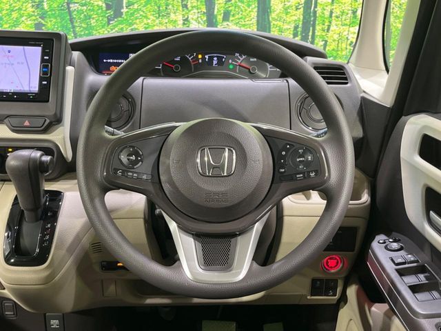 HONDA N BOX 2018 Image 31