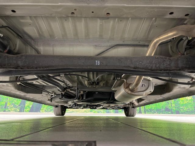 HONDA N BOX 2018 Image 31