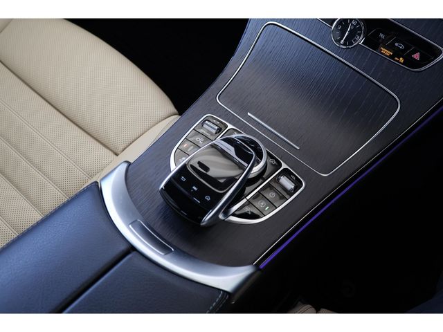 MERCEDES BENZ MERCEDES AMG C CLASS 2018 Image 31