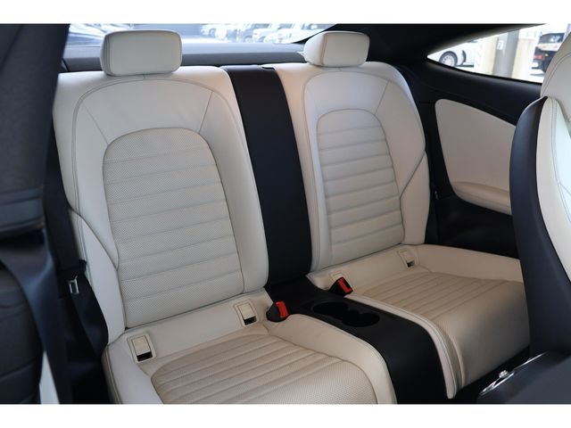 MERCEDES BENZ MERCEDES AMG C CLASS 2018 Image 31