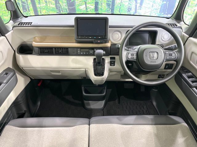 HONDA N BOX 2025 Image 31