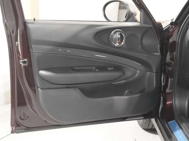 BMW MINI COOPER S CL 2017 Image 31