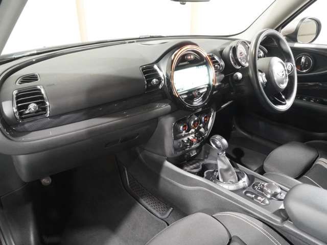 BMW MINI COOPER S CL 2017 Image 31