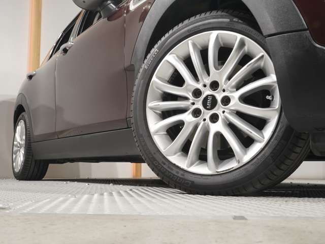 BMW MINI COOPER S CL 2017 Image 31