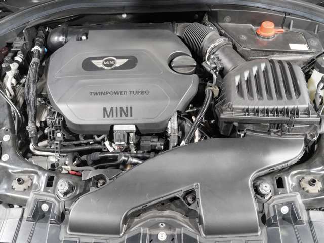 BMW MINI COOPER D CL 2017 Image 31