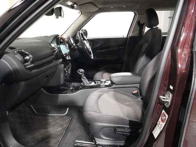 BMW MINI COOPER D CL 2017 Image 31