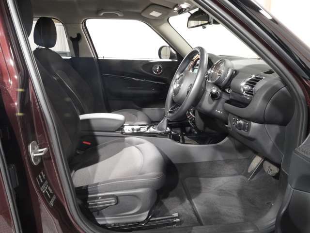 BMW MINI COOPER D CL 2017 Image 31