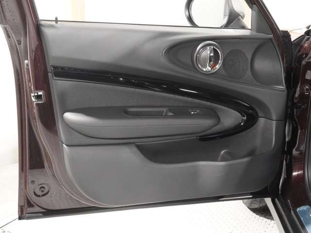 BMW MINI COOPER D CL 2017 Image 31