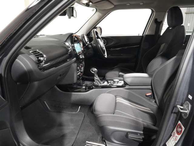 BMW MINI COOPER S CL 2017 Image 31