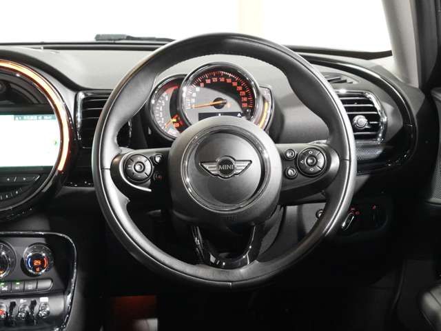 BMW MINI COOPER S CL 2017 Image 31