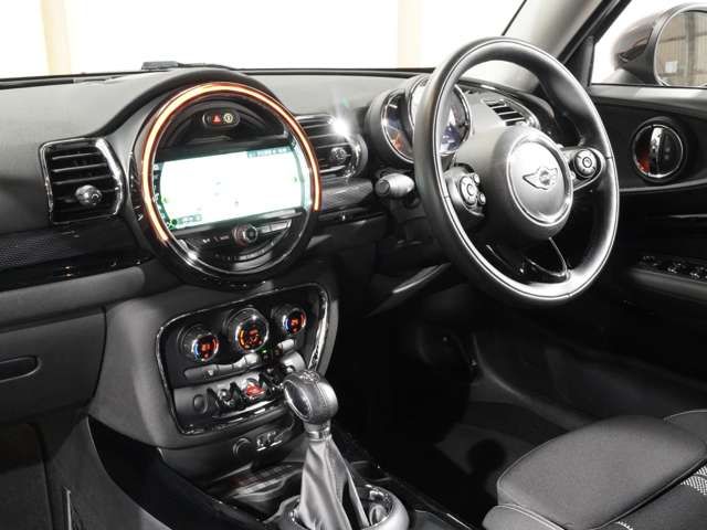 BMW MINI COOPER S CL 2017 Image 31