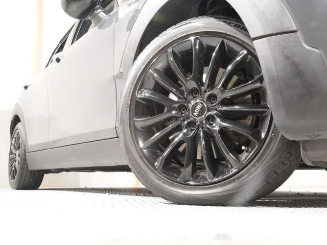 BMW MINI COOPER S CL 2017 Image 31