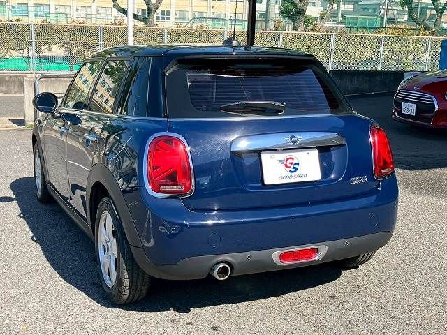 BMW MINI COOPER 5DOOR 2019 Image 31