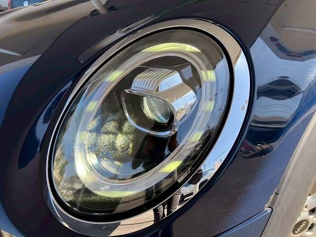 BMW MINI COOPER 5DOOR 2019 Image 31