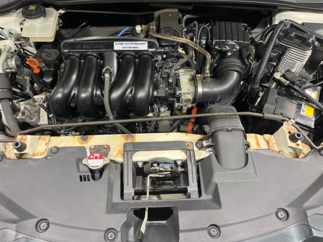 HONDA VEZEL HYBRID 4WD 2015 Image 31