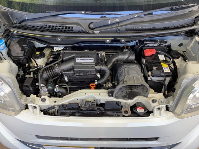 HONDA N BOX 2016 Image 31