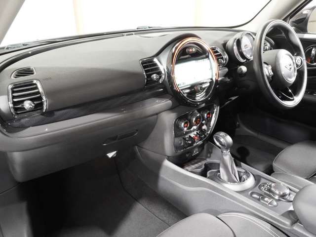 BMW MINI COOPER SD C 2019 Image 31