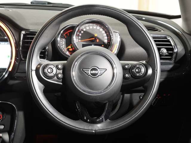 BMW MINI COOPER SD C 2019 Image 31