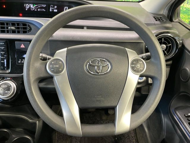 TOYOTA AQUA 2015 Image 31